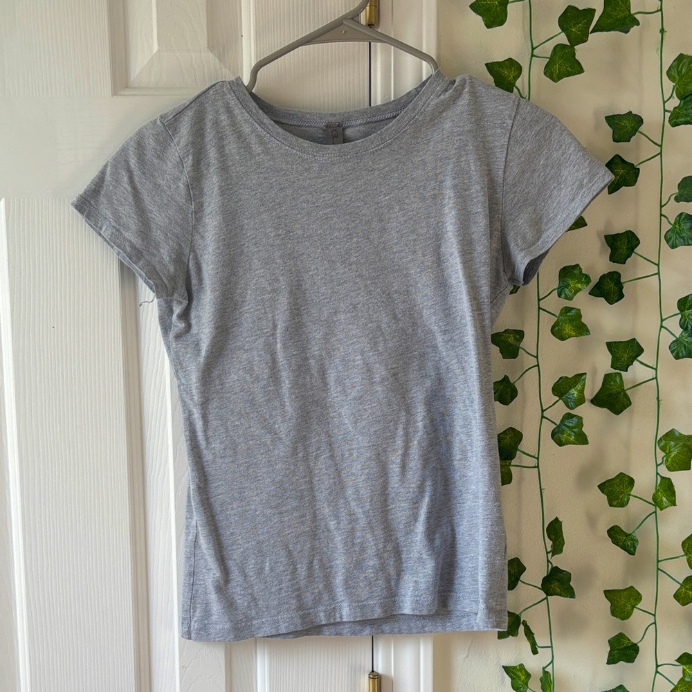 Circo Light Gray Women's Short Sleeve Tee